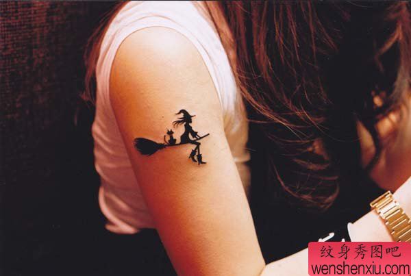 纹身图案:美女手臂巫婆图腾纹身图案图片