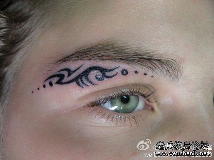 图腾纹身图案:眼部图腾纹身图案纹身图片