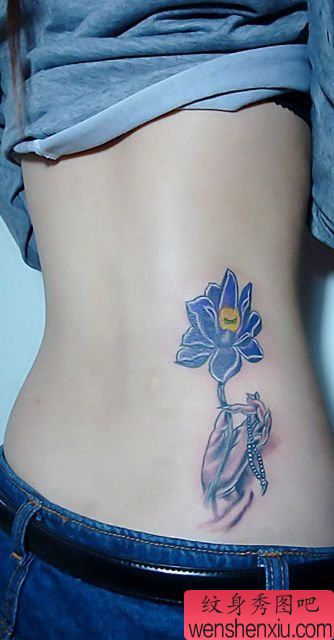 美女纹身图案之美女侧腰佛手莲花纹身图案(精品)