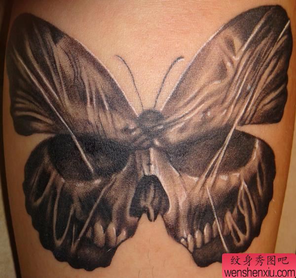 蝴蝶骷髅纹身图案