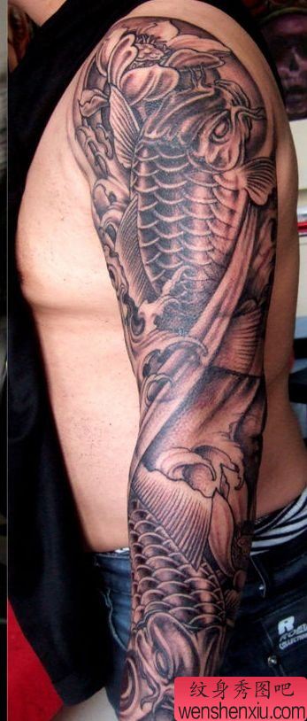 手臂纹身图案:花臂鲤鱼纹身图案(经典)