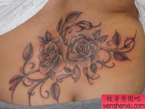 腰部玫瑰花纹身图案图片