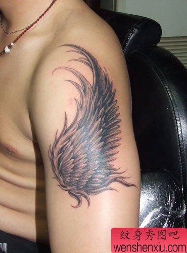 纹身图案:手臂翅膀纹身图案图片