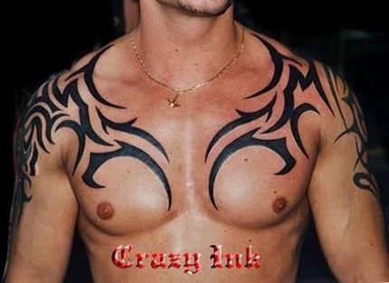 一幅象征无穷力量的男人粗狂图腾纹身图案