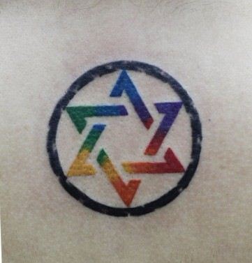 女性纹身图案：彩色六芒星纹身图案纹身图片