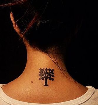 图腾纹身图案:颈部图腾树纹身图案