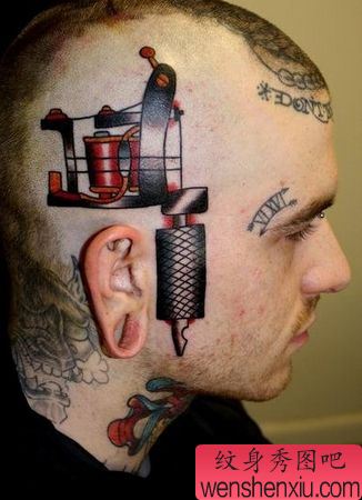 头部纹身图案:头部另类纹身机纹身图案
