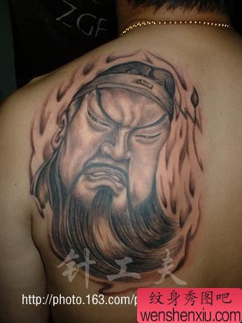 关公纹身图案:肩部关公头像纹身图案