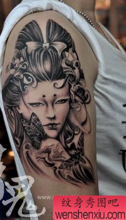 日本纹身图案:手臂日本美女艺妓纹身图案
