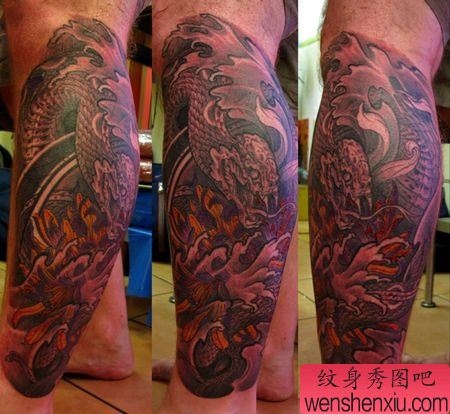 蛇纹身图案:腿部蛇彩色莲花纹身图案