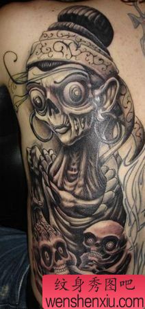 背部骷髅美女纹身图案