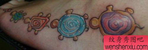 美女脚部可爱小乌龟纹身图案
