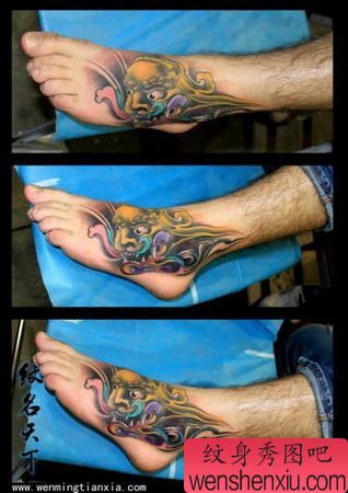 脚部彩色神兽纹身图案