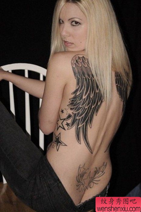 最牛逼的欧美美女背部翅膀纹身图欣赏