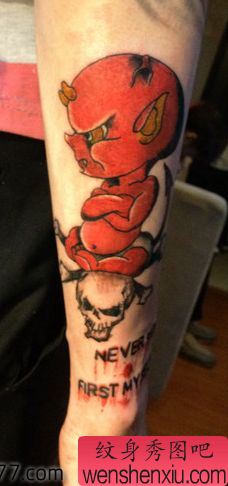 可爱的欧美小恶魔纹身图案