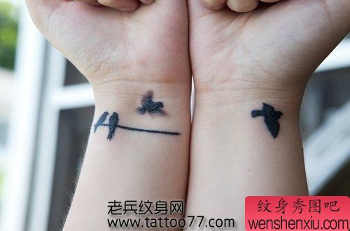 时尚流行的图腾小鸟纹身图案