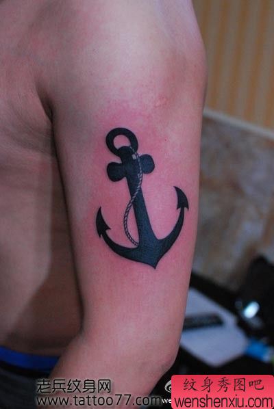 经典的手臂图腾铁锚纹身图案