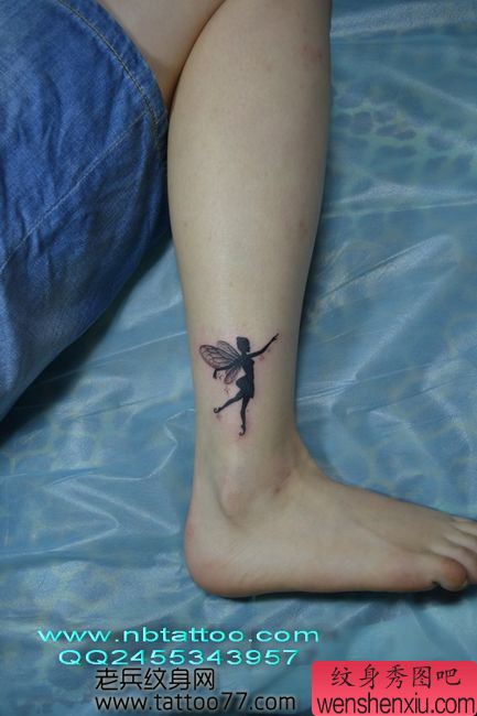 时尚的跳舞精灵纹身图案