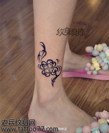 唯美时尚的图腾四叶草纹身图案