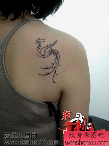 女生喜欢的图腾凤凰纹身图案