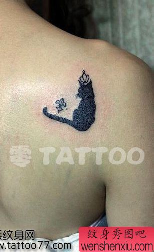 美女肩部时尚可爱的图腾猫咪纹身图案