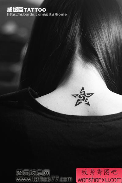 一幅精美的图腾五角星纹身图案