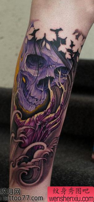 超酷的腿部彩色骷髅纹身图案