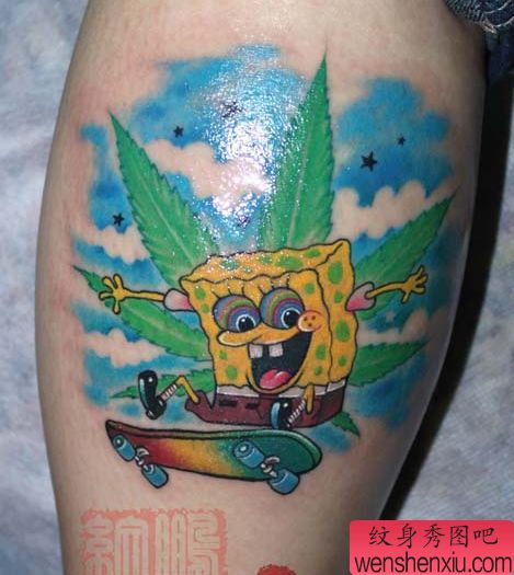 腿部卡通海绵宝宝纹身图案
