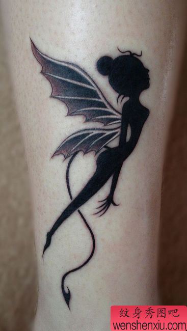 女孩子喜欢的腿部精灵纹身图案