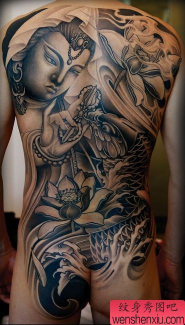 满背观音鲤鱼纹身图案