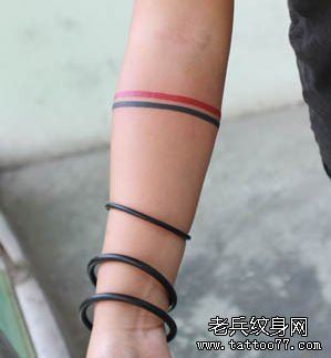 手臂简单流行的图腾臂环纹身图案