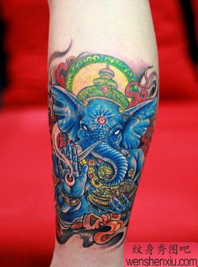 腿部超酷的彩色象神纹身图案