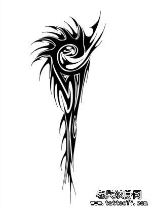 一幅流行较长的图腾纹身图案