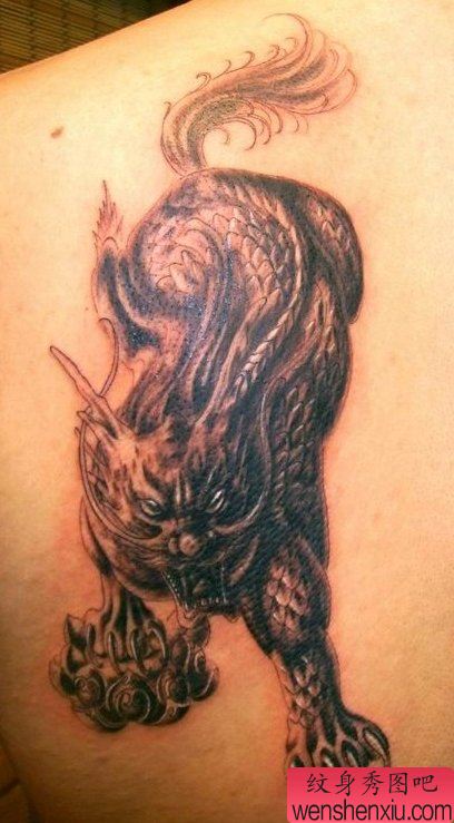 男性喜欢的霸气的麒麟纹身图案