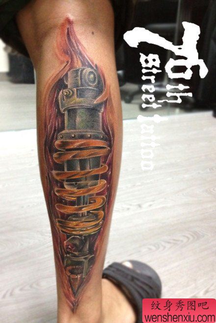 男性腿部很酷的机械腿纹身图案