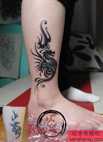 女生腿部经典好看的图腾龙纹身图案