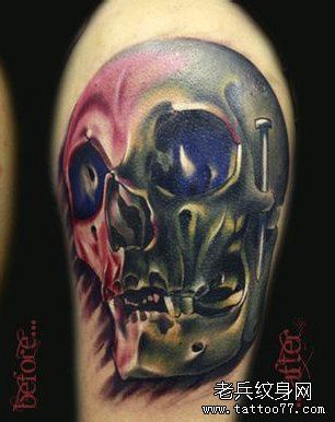手臂经典帅气的欧美彩色骷髅纹身图案