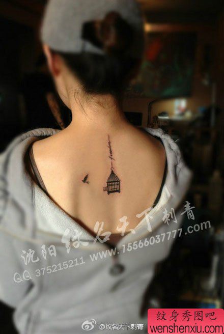 女生部位小巧流行的小鸟鸟笼纹身图案