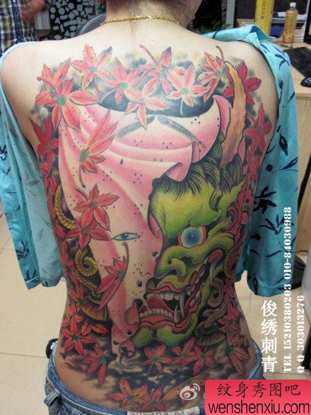 一幅超酷的美女满背般若纹身图案