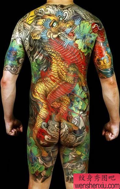 经典满背麒麟纹身图案推荐