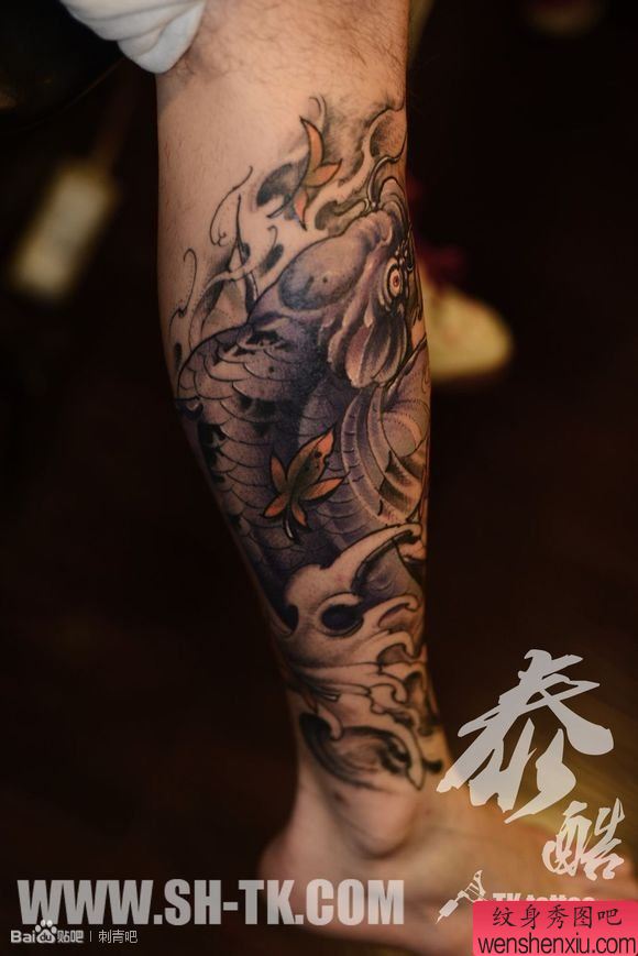 男性腿部紫鱼(3)纹身图案