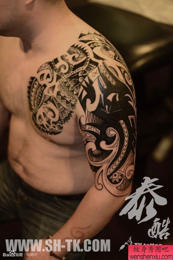 胳膊欧美图腾半胛（1）纹身图案