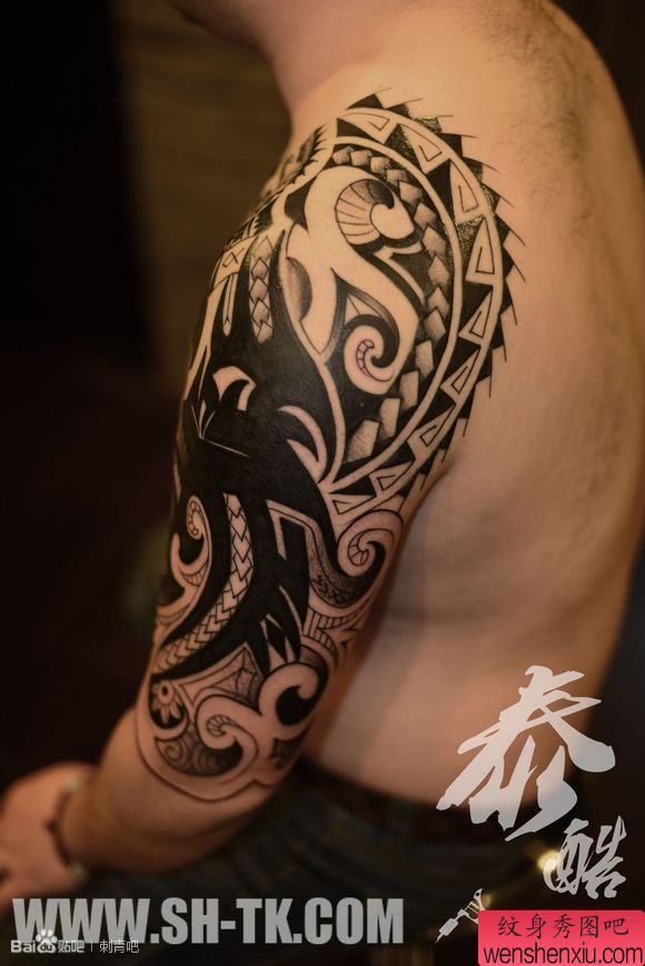 胳膊欧美图腾半胛（2）纹身图案