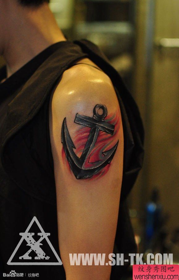胳膊火焰船锚纹身图案