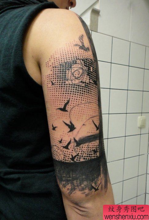 胳膊之特别风格人物纹身图案