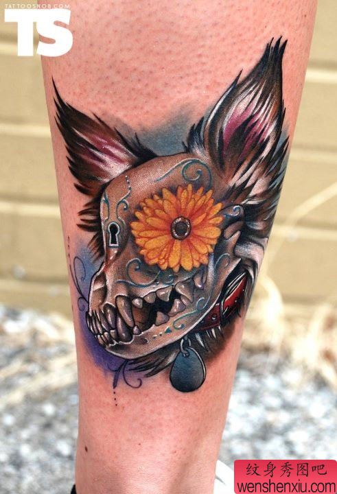 脚部翅膀锁锷鱼文身作品