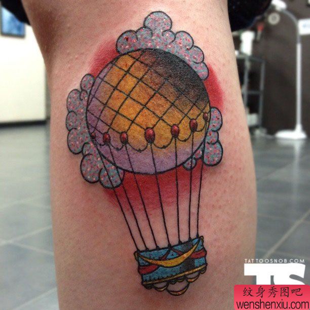 胳膊创意氢气球文身作品