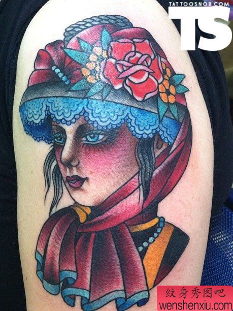 胳膊一幅创意美女文身作品