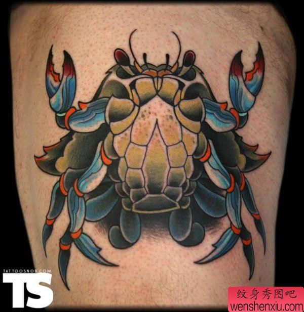 腿部一幅创意螃蟹文身作品