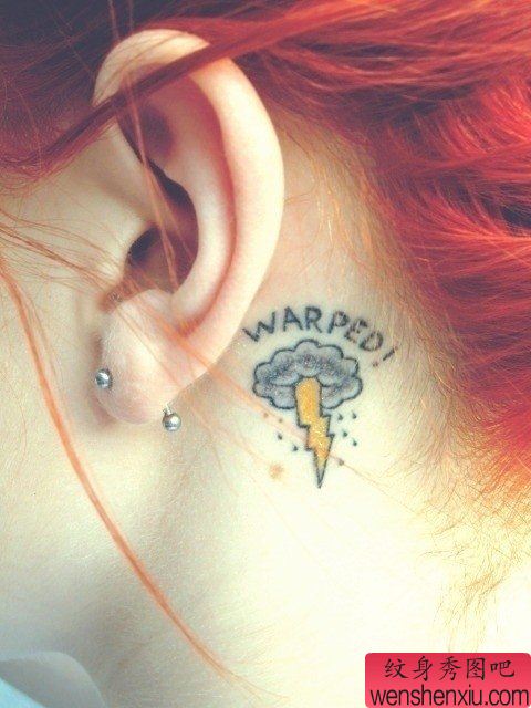 小清新耳部乌云闪电文身作品